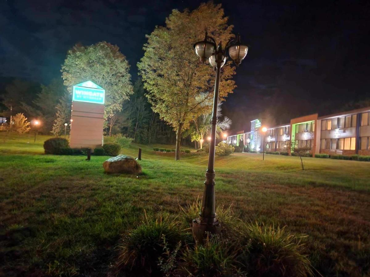 Wingate By Wyndham George Hotel 2*